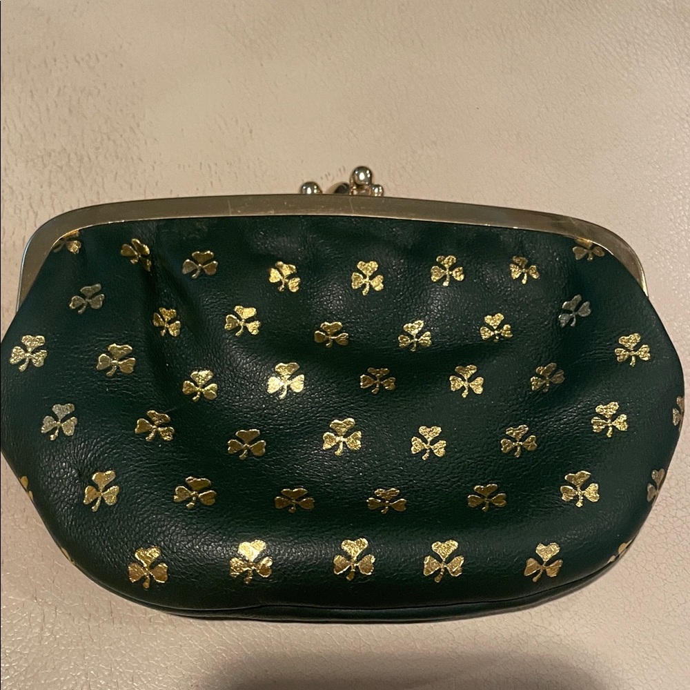 Tinna Keenly Black leather and gold small Women's Clutch